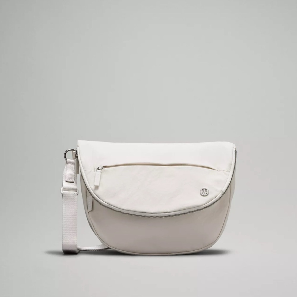 lululemon athletica Light Gray Crossbody Bag 5L